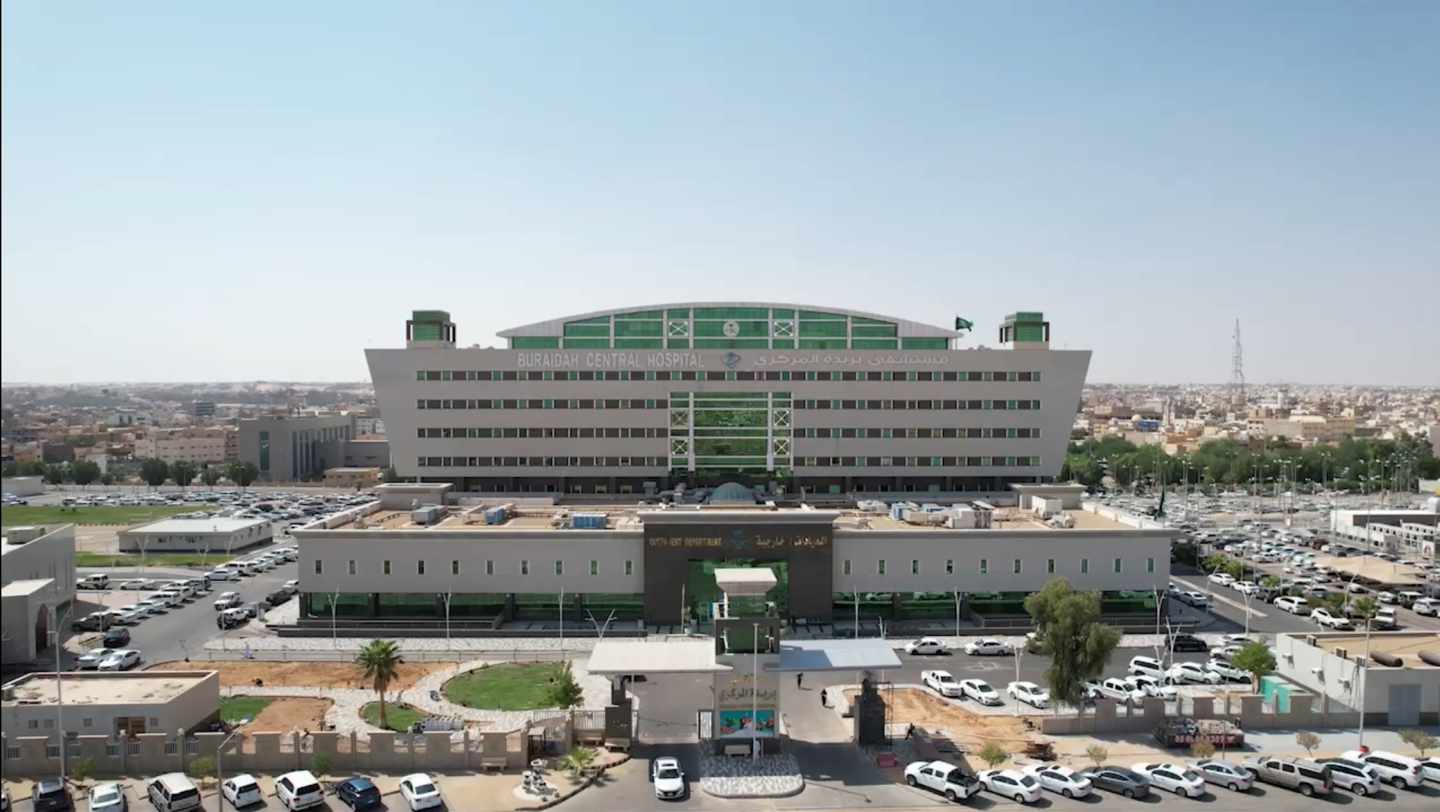 أطباء قسم البصريات بمركزي بريدة يُنهون معاناة مريضة من ذوي الإعاقة البصرية